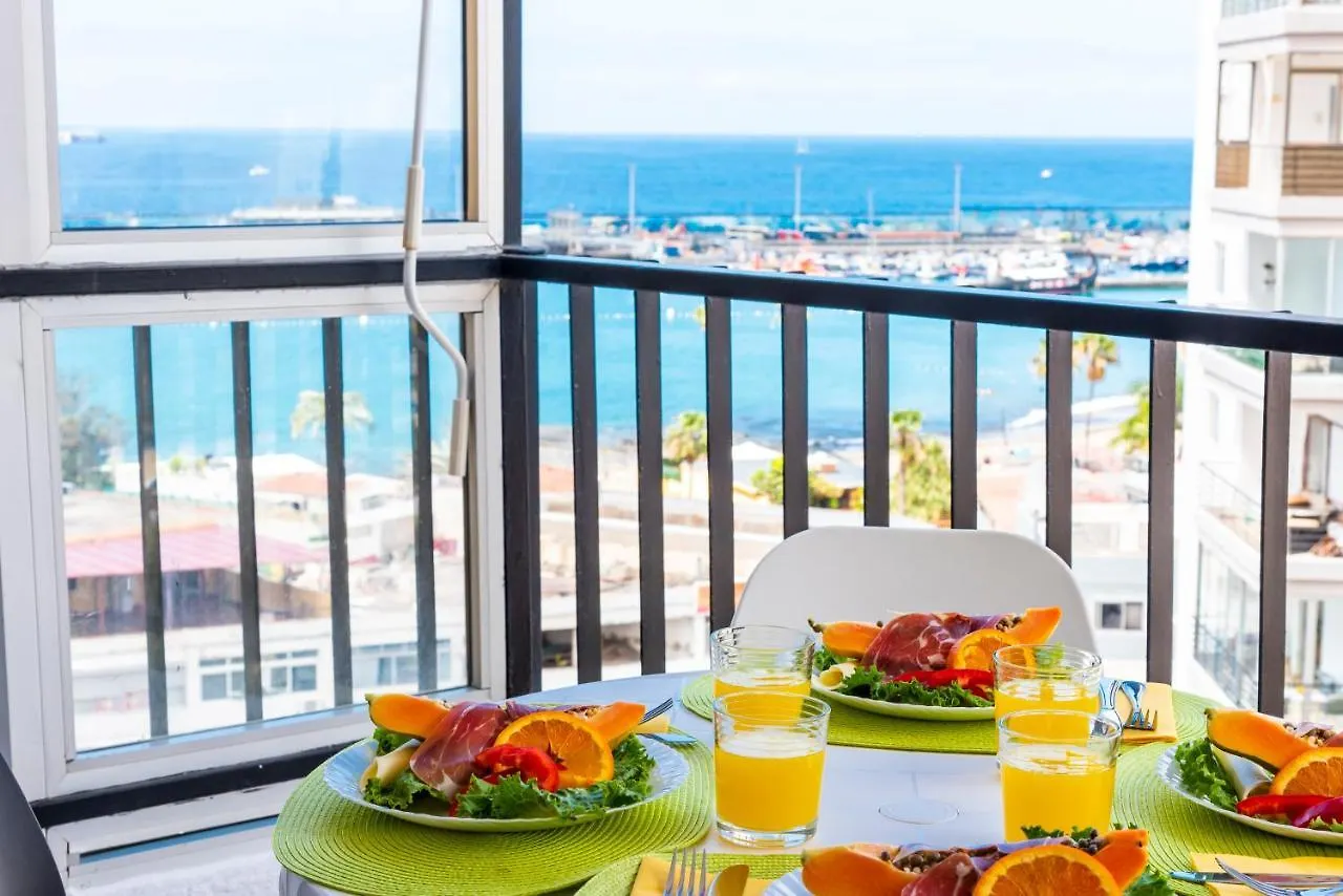 76. Los Cristianos First Sea Line, Parking, Wi Fi 0*, Los Cristianos (Tenerife)