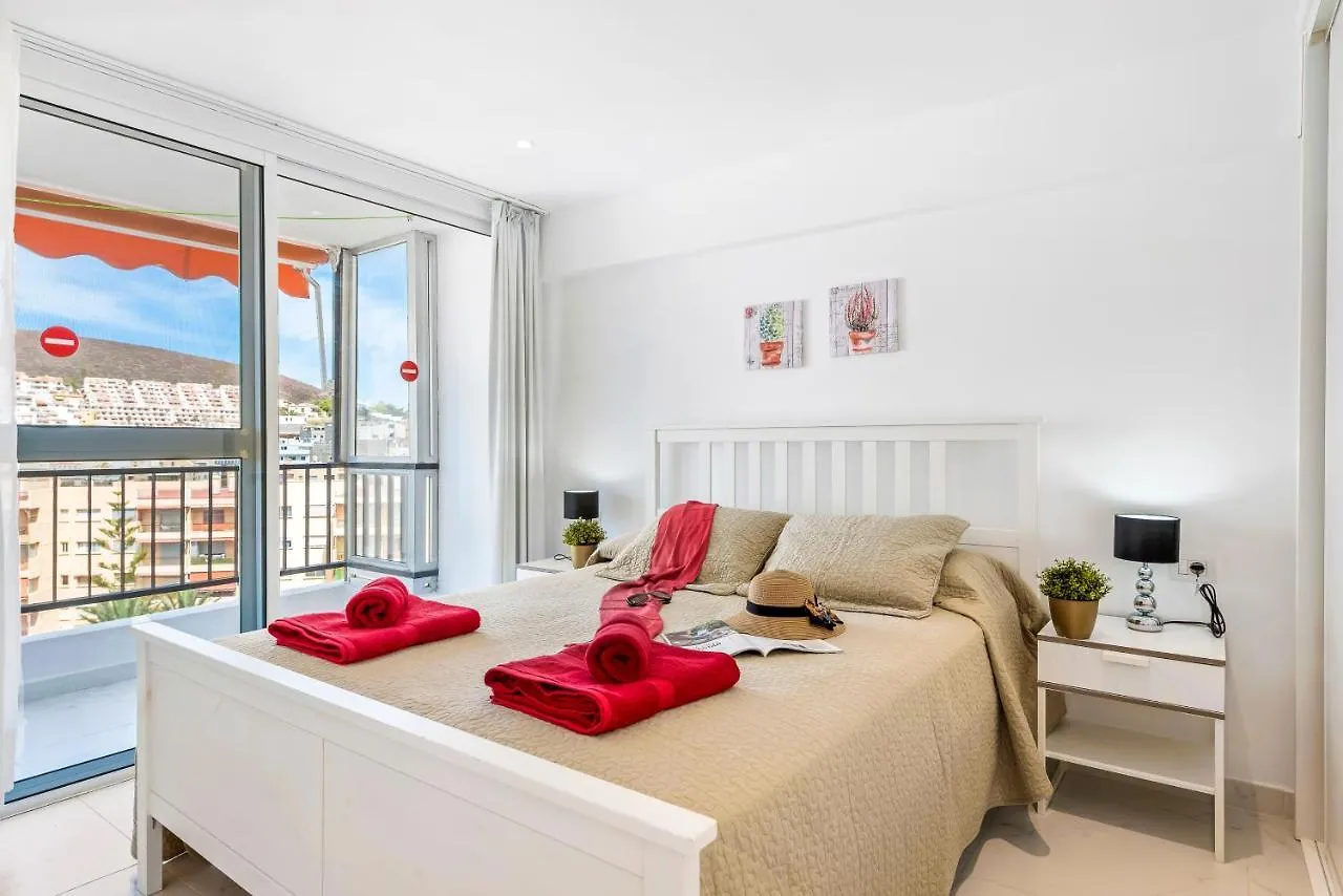 Appartement 76. Los Cristianos First Sea Line, Parking, Wi Fi
